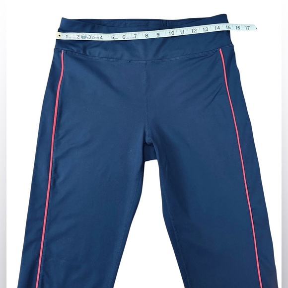 NWOT, Tommy Hilfiger Sport, Navy and Red
Leggings, Size XL 🏃‍♀️‍➡️ - Picture 4 of 8